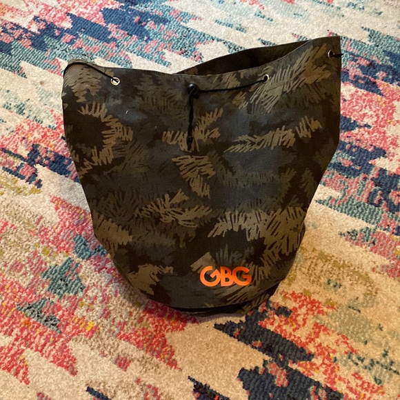 Unisex G By Guess Duffle Bag - Picture 1 of 6